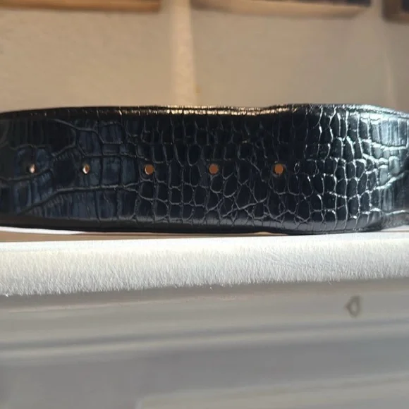 Lauren Ralph Lauren Black Croc-Embossed Belt - Picture 7 of 7